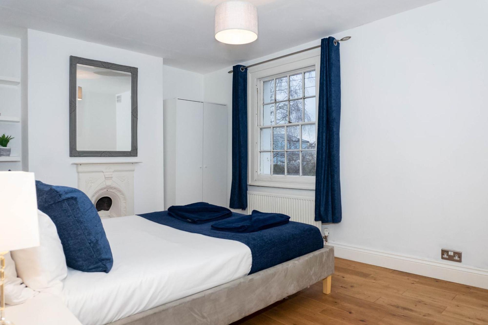 Holiday home Cheltenham-cosy 2 Bedroom House-wifi-garden-pets Cheltenham